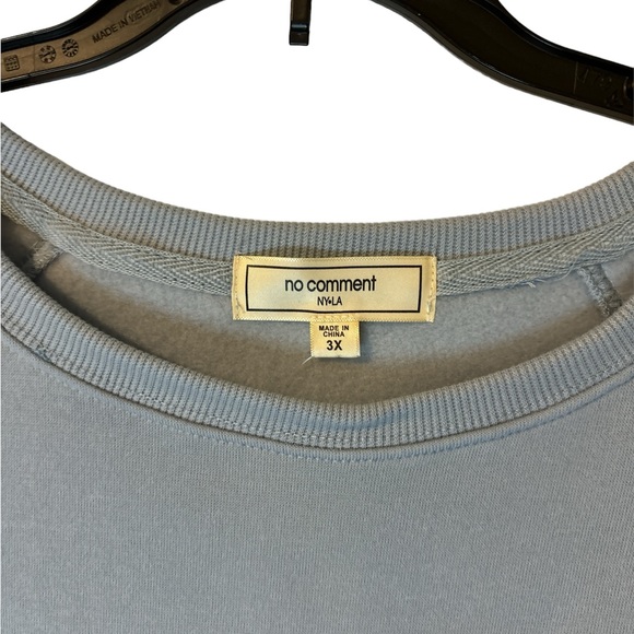 BABY BLUE CHENILLE EMBROIDERED PLUS SIZE SWEATSHIRT 3X - Picture 4 of 5